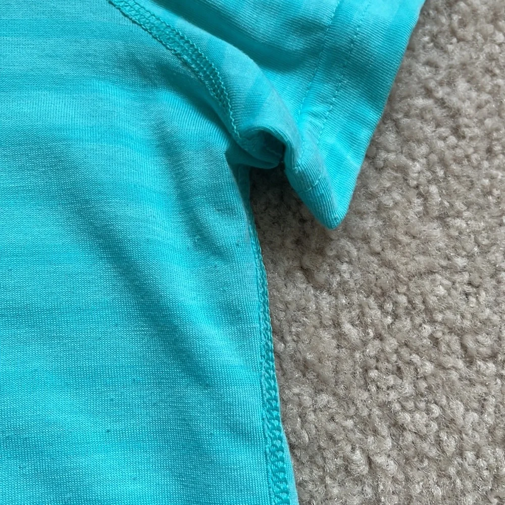 HP 🎉 Adidas aqua striped tee. Size large like new - Picture 5 of 10